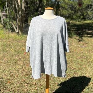 Rush Fashion Gray 3/4 Sleeve Sweater Size XL